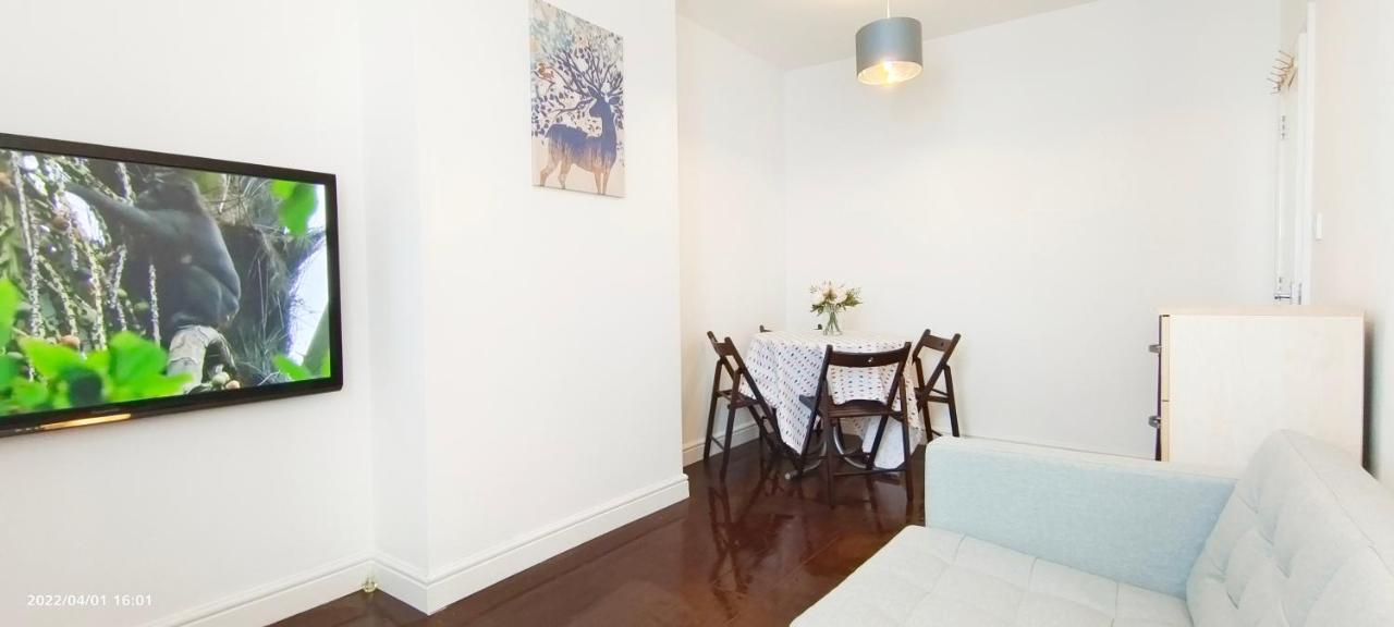 Acacia Flat 189 In Wembley Lägenhet London Exteriör bild