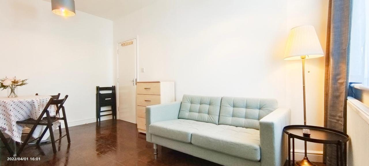 Acacia Flat 189 In Wembley Lägenhet London Exteriör bild